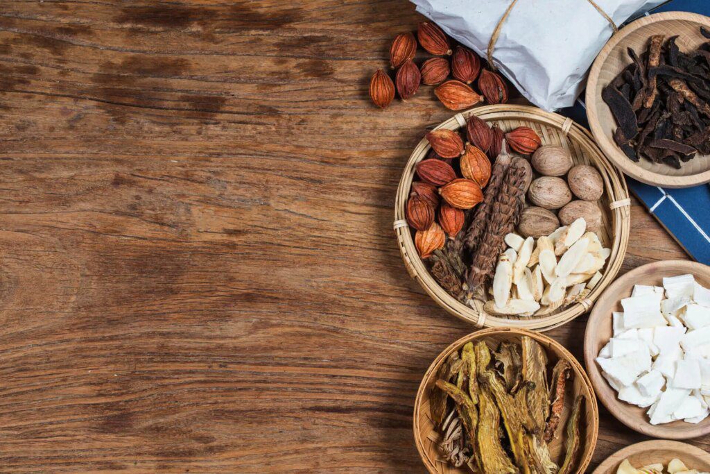 Médecine chinoise et phytothérapie : un duo énergisant