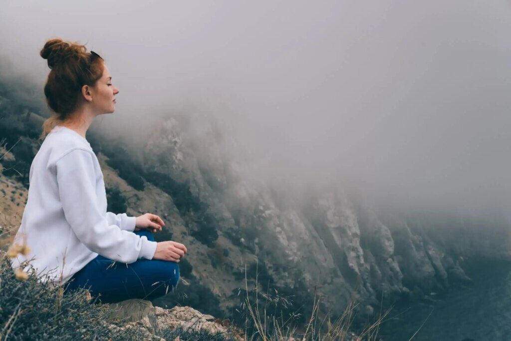 Les bienfaits de la méditation sur les corps énergétiques : comment nettoyer et équilibrer votre énergie vitale